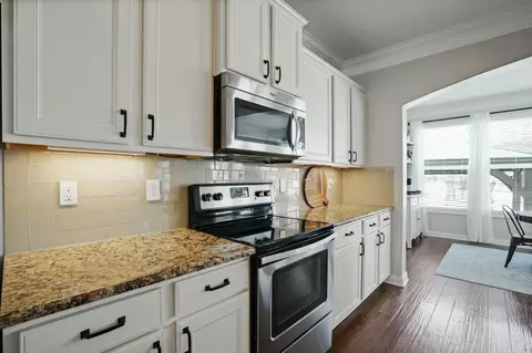 Kitchen - 351 Tipperary Loop, Delaware, OH 43015 photo 4 of 8