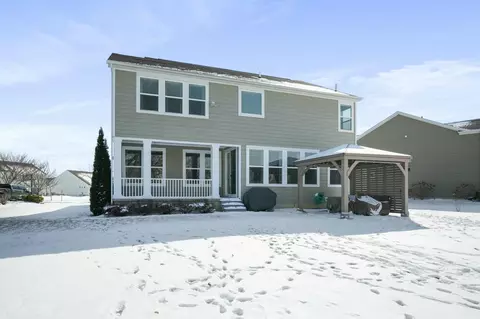 Exterior - 351 Tipperary Loop, Delaware, OH 43015 photo 10 of 12