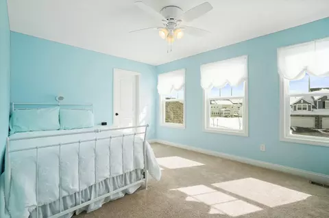 Bedroom - 351 Tipperary Loop, Delaware, OH 43015 photo 10 of 11