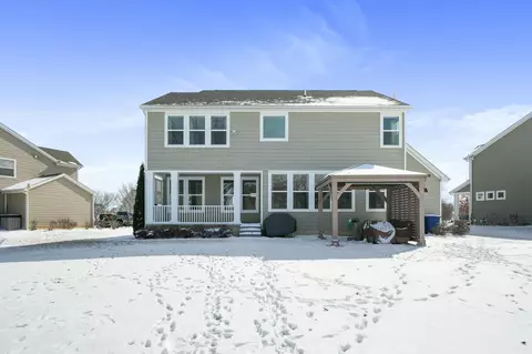 Exterior - 351 Tipperary Loop, Delaware, OH 43015 photo 9 of 12