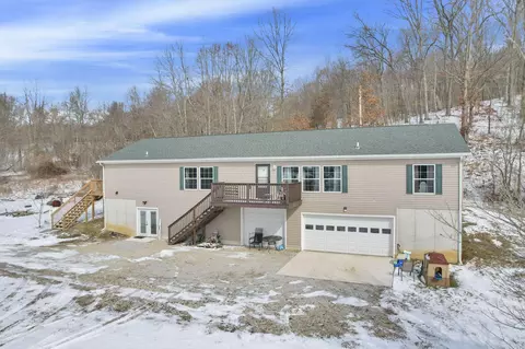 6904 Hopewell Church Rd SW, Lancaster, OH 43130