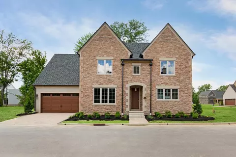 105 Barrington Pl, Powell, OH 43065