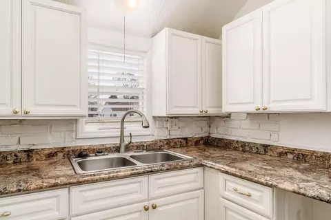 Kitchen - 791 Westphal Ave, Columbus, OH 43213 photo 2 of 2