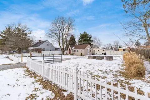 Exterior - 791 Westphal Ave, Columbus, OH 43213 photo 7 of 9