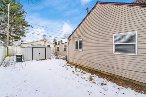 Exterior - 791 Westphal Ave, Columbus, OH 43213 photo 6 of 9