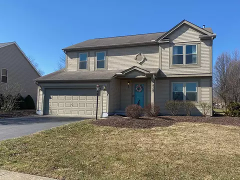 2127 Twin Flower Cir, Grove City, OH 43123