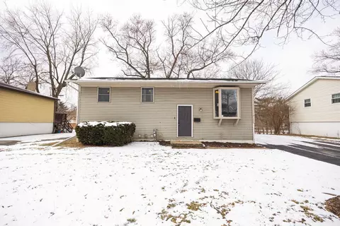 1881 Woodcrest Rd, Columbus, OH 43232