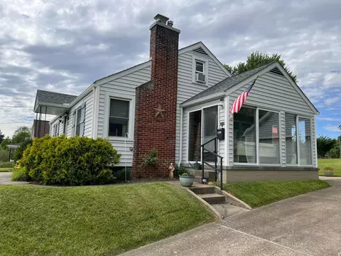 391 North Ave, New Lexington, OH 43764