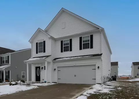1126 Hampton Ln, London, OH 43140