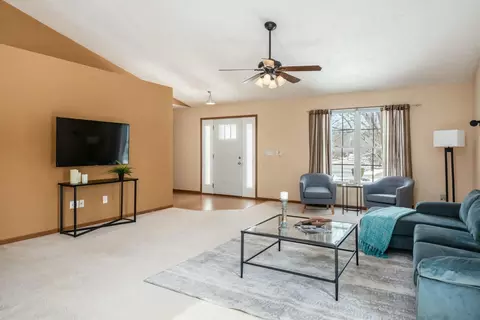 1107 Insco Loop, Blacklick, OH 43004 photo 7