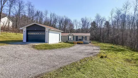 9211 Panhandle Rd SE, Heath, OH 43056 photo 3