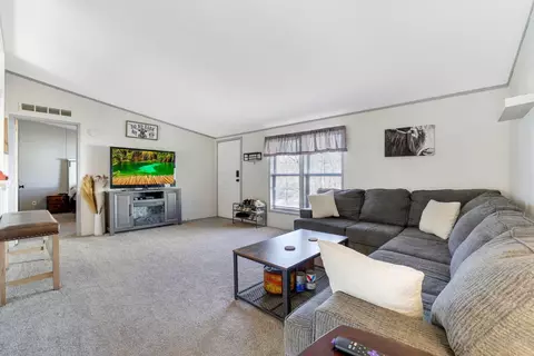9211 Panhandle Rd SE, Heath, OH 43056 photo 7