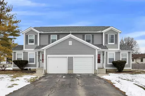 7198-7200 Anne Ct, Reynoldsburg, OH 43068