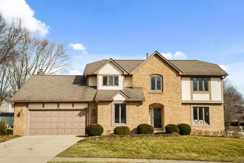 234 Mainsail Dr, Westerville, OH 43081