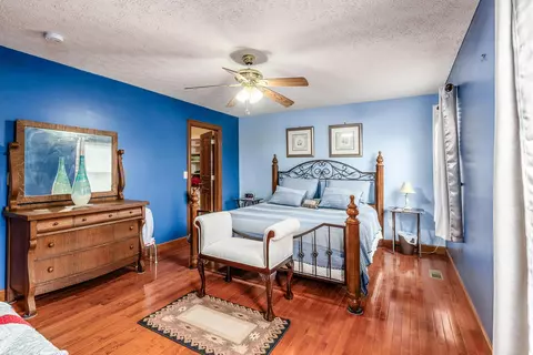 Bedroom - 83 Brooksedge Dr E, Pataskala, OH 43062 photo 2 of 3