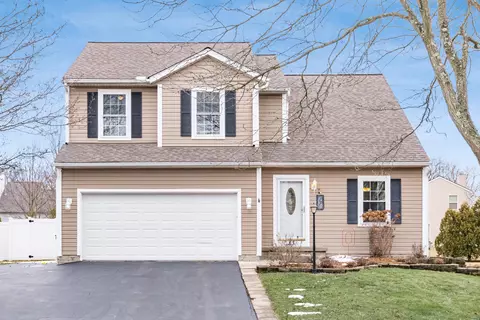 83 Brooksedge Dr E, Pataskala, OH 43062