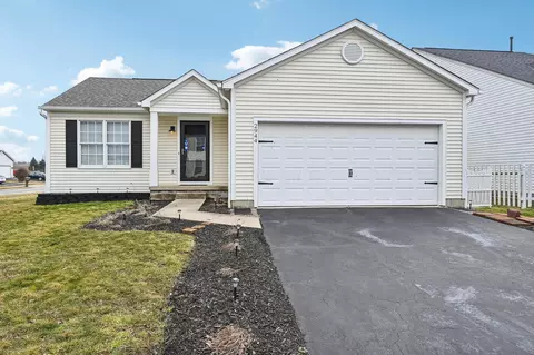 2944 Remington Ridge Rd, Columbus, OH 43232