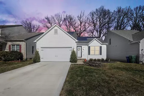 332 Amber Wood Way, Lewis Center, OH 43035
