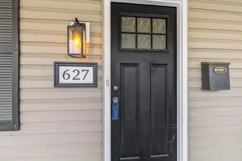 Entry Way - 627 E Moler St, Columbus, OH 43207 photo 1 of 4