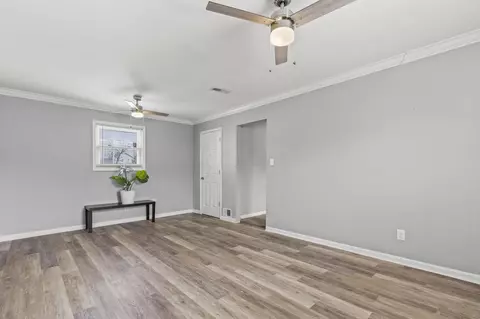 Living - 627 E Moler St, Columbus, OH 43207 photo 3 of 3