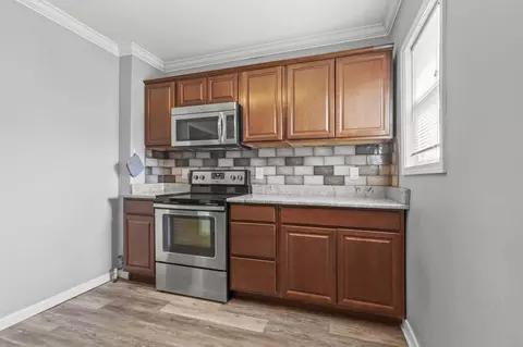 Kitchen - 627 E Moler St, Columbus, OH 43207 photo 2 of 2