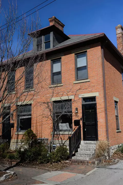 270 Reinhard Ave #270, Columbus, OH 43206