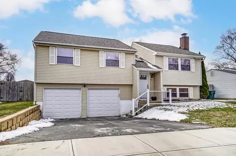 1967 Willow Run Rd, Grove City, OH 43123