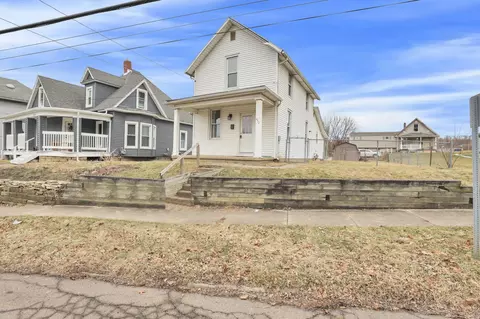 450 S 2nd St, Newark, OH 43055