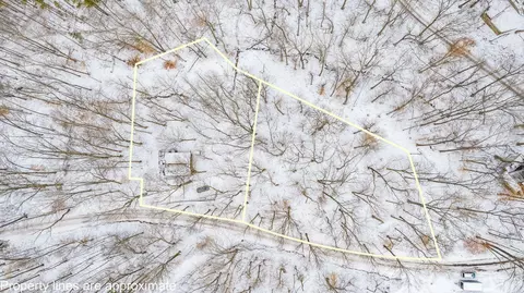 663 Natchez Ln, Sugar Grove, OH 43155