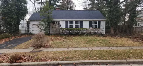 435 N Selby Blvd, Worthington, OH 43085