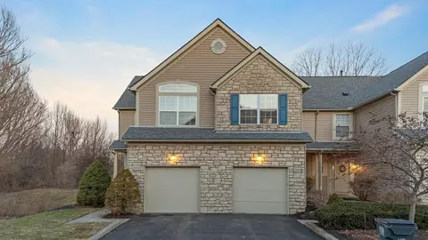2670 Village Pier Ln, Hilliard, OH 43026
