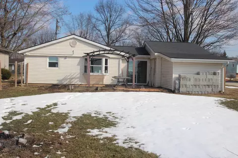 1123 Colonial Ave, Marion, OH 43302 photo 4