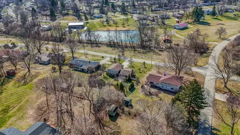 2714 Preston Dr, Springfield, OH 45506 photo 6