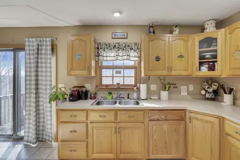Kitchen - 10175 N Morrison Rd, Dresden, OH 43821 photo 8 of 8