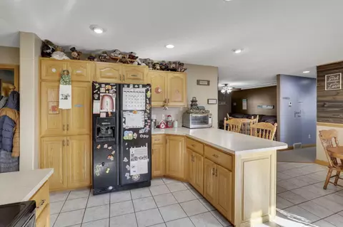 Kitchen - 10175 N Morrison Rd, Dresden, OH 43821 photo 4 of 8