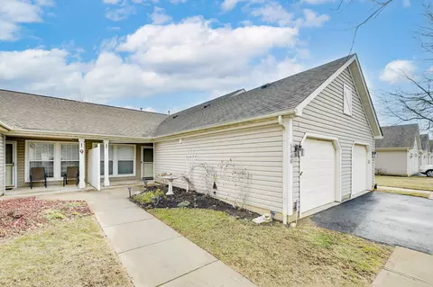 5566 Parkshire Dr, Columbus, OH 43229