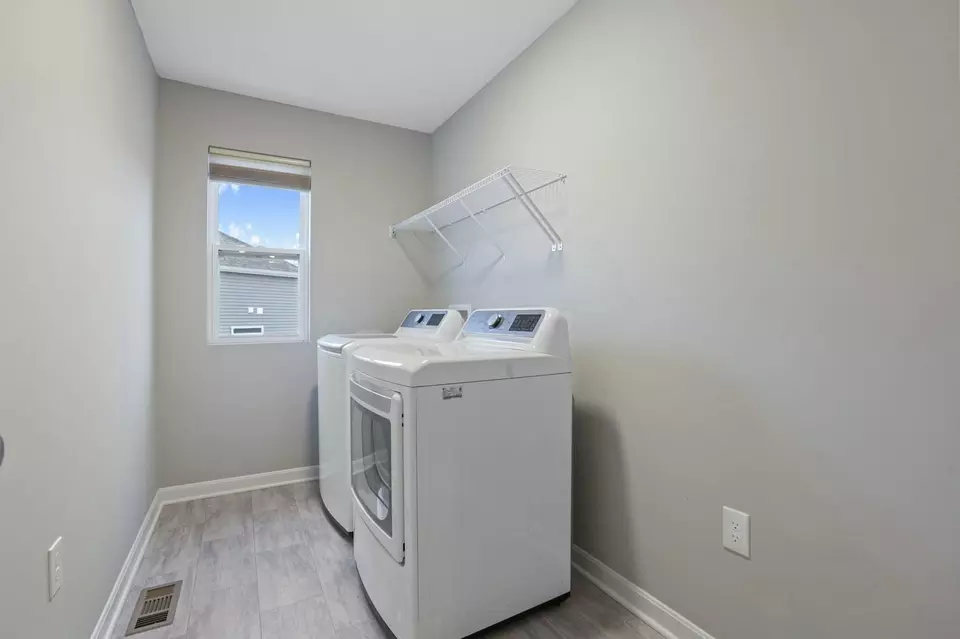 Other - 686 Hilton Dr, Reynoldsburg, OH 43068 photo 8 of 16