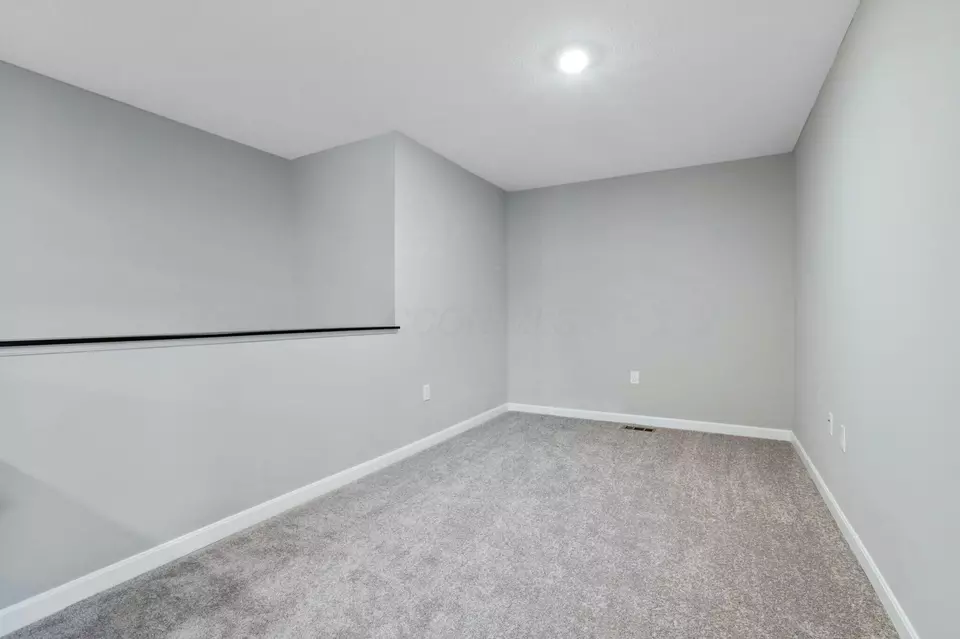 Other - 686 Hilton Dr, Reynoldsburg, OH 43068 photo 7 of 16