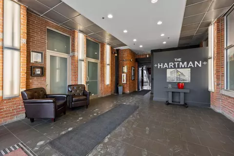 150 E Main St #203, Columbus, OH 43215