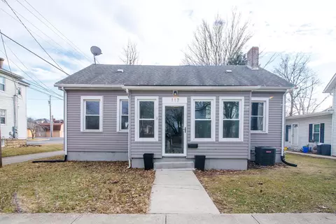 117 W Auburn Ave, Bellefontaine, OH 43311