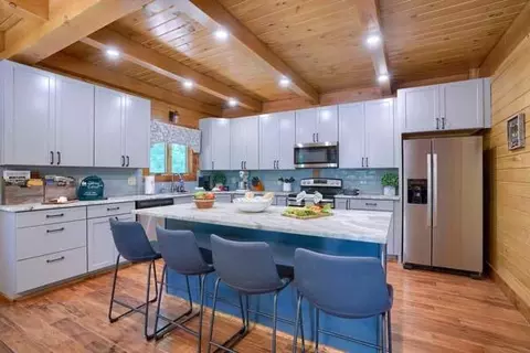 Kitchen - 22801 Griffith Rd, Logan, OH 43138 photo 1 of 3