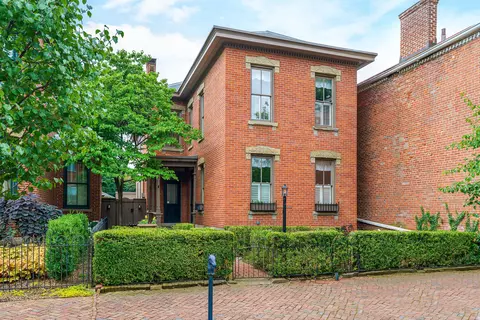 37 Stewart Ave, Columbus, OH 43206