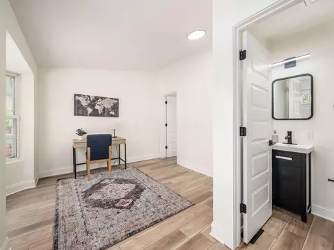 Entry Way - 388 E Morrill Ave, Columbus, OH 43207 photo 3 of 5