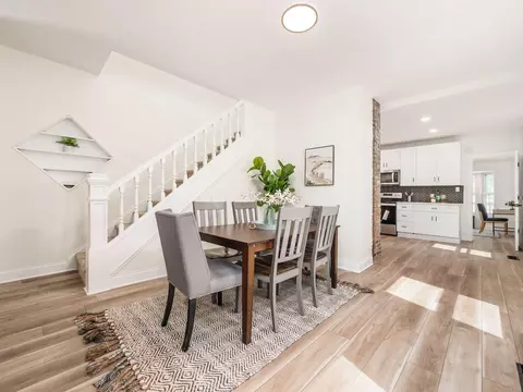 Dining - 388 E Morrill Ave, Columbus, OH 43207 photo 1 of 3