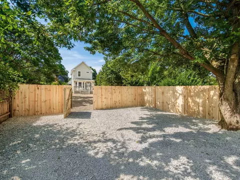 Exterior - 388 E Morrill Ave, Columbus, OH 43207 photo 9 of 9