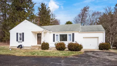 9795 W Pike, Hopewell, OH 43746