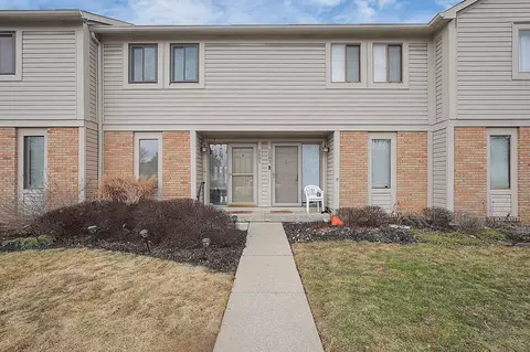 2681 Cedar Lake Dr, Dublin, OH 43016