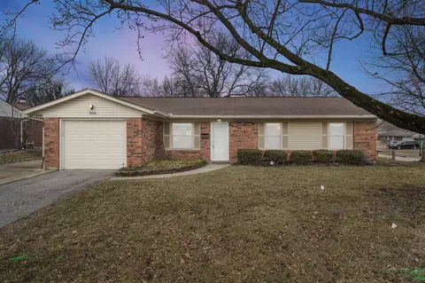 308 Huber Village Blvd, Westerville, OH 43081