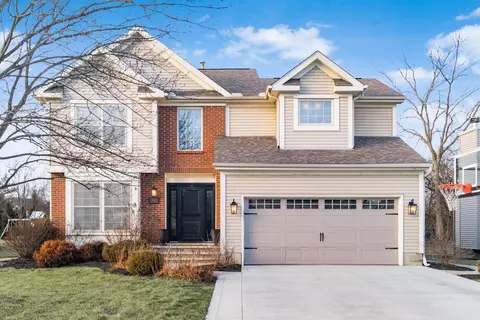 2982 Jamestown Dr, Powell, OH 43065