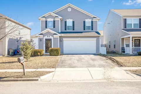 4204 Town Square Dr, Canal Winchester, OH 43110